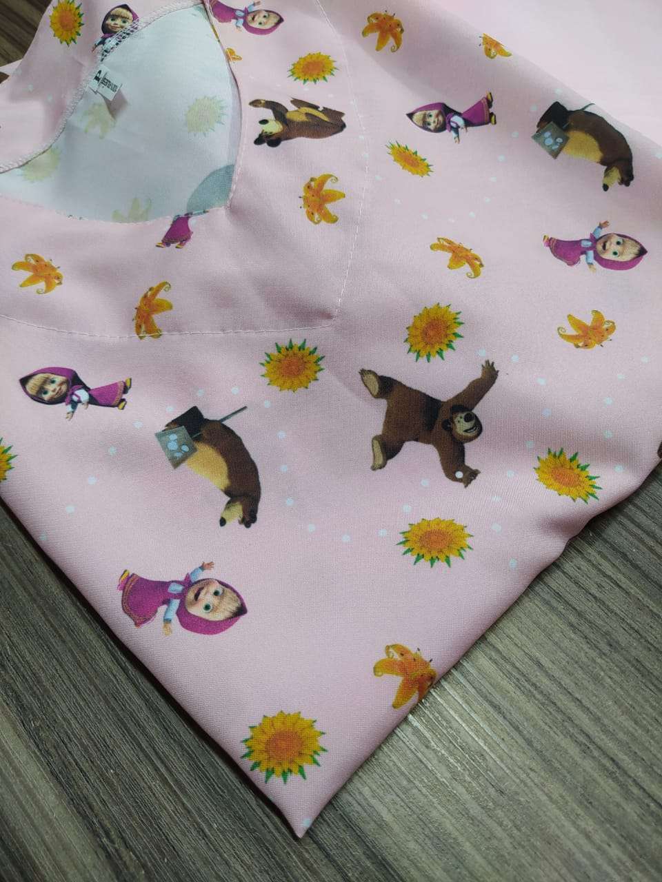 Pijama Cirúrgico Scrub Feminino Enfermagem com Decote em V Scrub Tamanho P - Imagem 2